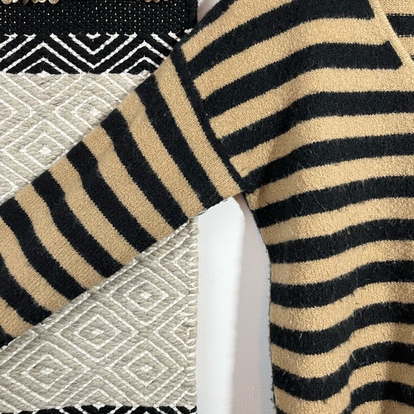 Madewell stripped oversized sweater - Picture 3 of 6